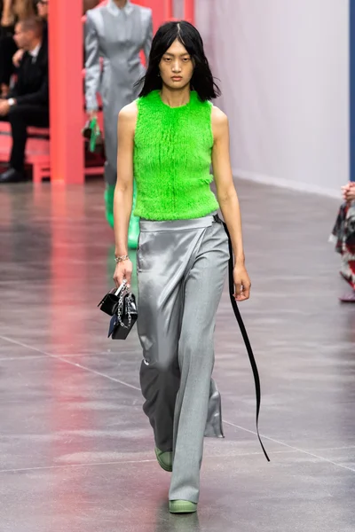 Look 33